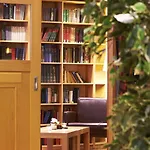 Bastion Noord Hotel