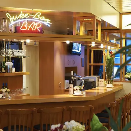 阿姆斯特丹努尔德巴斯蒂欧酒店 酒店